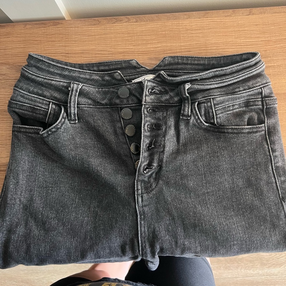 Kancan women’s skinny (curvy) size 27